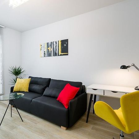 Apartments Poznan Fabryczna By Renters Eksteriør billede